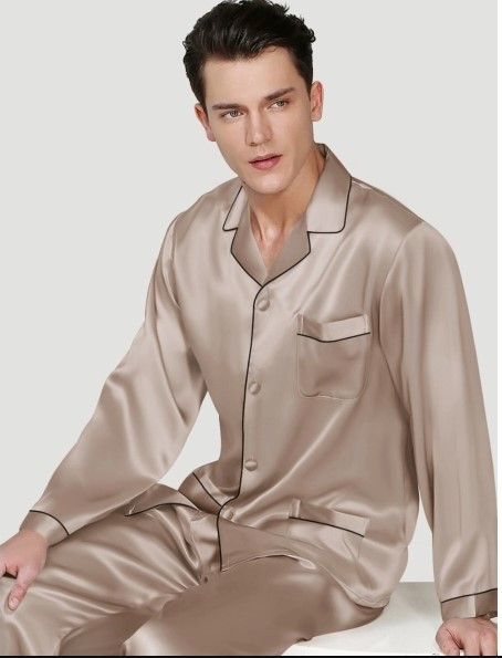 чоловіча шовкова піжама бежевого кольору