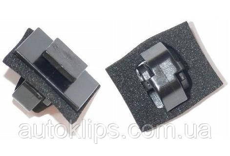 Кліпса кріплення молдінга Hyundai Elantra Getz Sonata / Kia Optima Rio Cerato Soul 87756-38000 (шл.8*9)