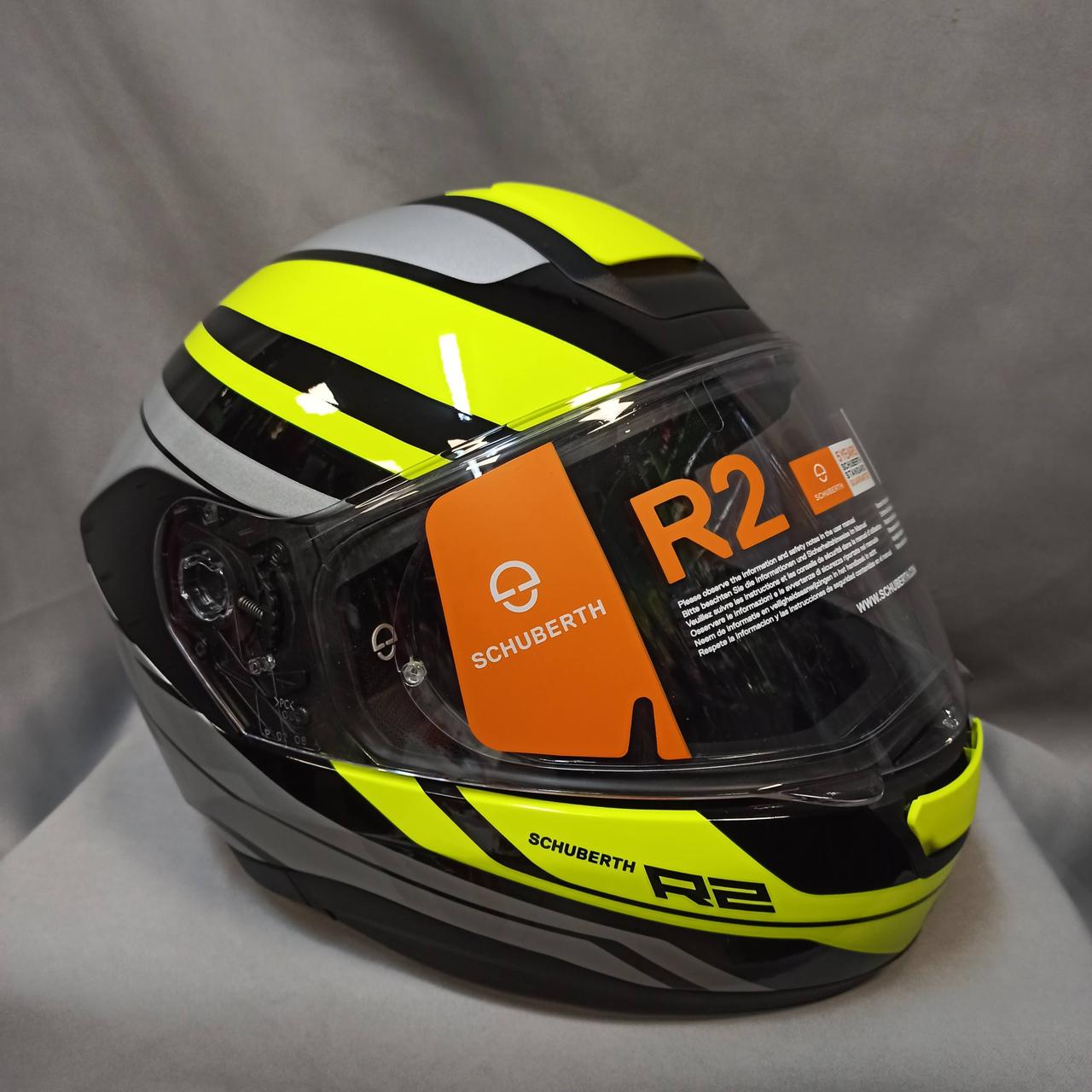 ШЛЕМ SCHUBERTH R2