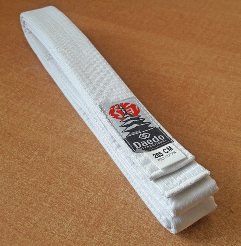 Пояс кімоно білий Daedo для тхеквондо карате дзюдо теквондо айкідо бойових єдиноборств одяг