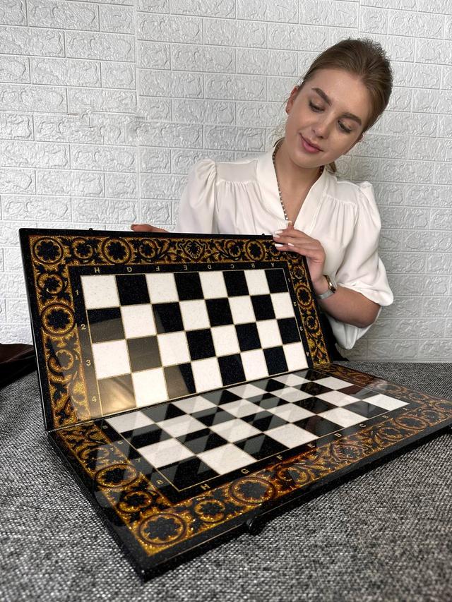 Шахівниця з чорного акрилового каменю,58×28×2см, арт.190624, індивідуальний дизайн для особливих друзів