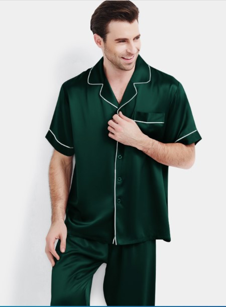 чоловіча атласна піжама зелена з коротким рукавом