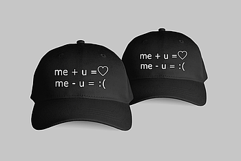 Парні кепки "me+u= 🤍 me-u= :(" для закоханих.