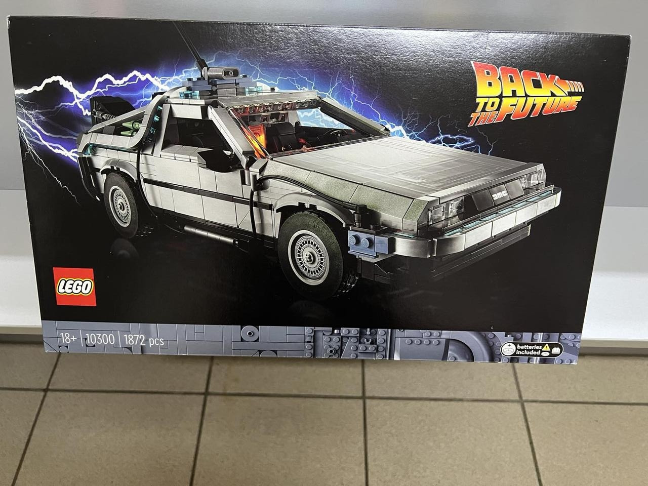 LEGO Creator Expert Машина времени Назад в будущее (10300) конструктор ...