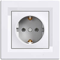 Розетка із заземленням Asfora Білий EPH2900121