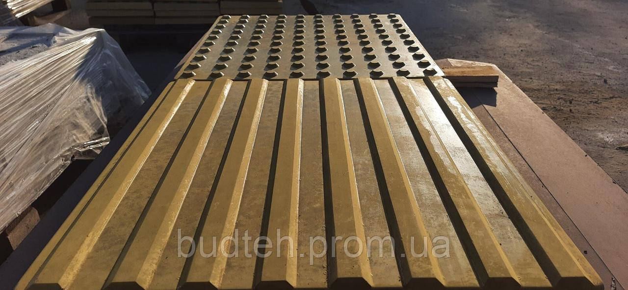 Тактильна плитка бетона 300х300х30 мм Полоса - фото 2 - id-p1536733012
