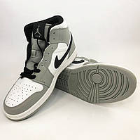 Чоловічі кросівки Nike Air Jordan 74334. Розмір 39