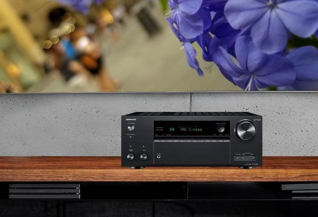 Onkyo TX-NR696