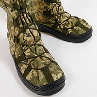 Бахилы водозащитные на обувь пиксель. Бахилы-дождевики на берцы для солдат ЗСУ. Размер L