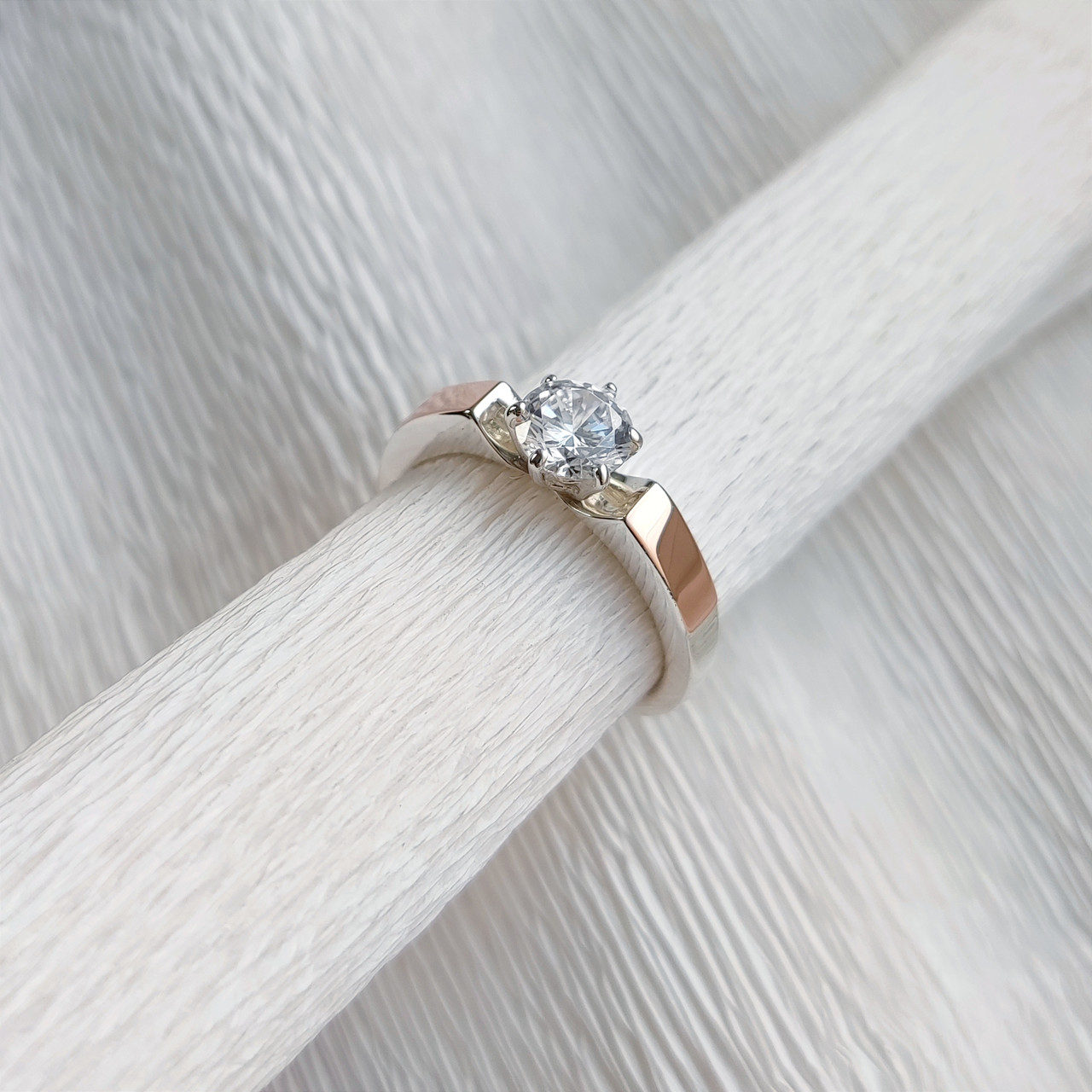 Срібна каблучка з золотими вставками Хай-тек, фото 1