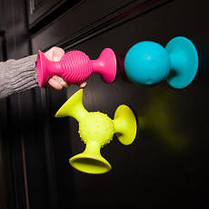 Набір сенсорних брязкалець на присосках Fat Brain Toys pipSquigz 3 шт. (F089ML), фото 6