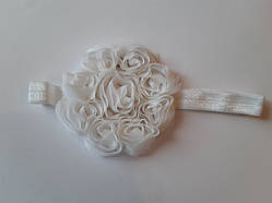 Дитяча біла пов'язка - окружність 42-55см, квітка 8см
