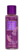 Спрей для тіла Victoria's Secret Berry Santal cassis sandalwood Fragrance Mist 250 мл