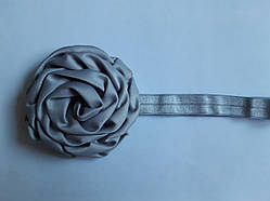 Пов'язка дитяча з трояндочкою сіра - квітка 8см, окружність 36-52см