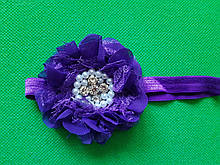 Дитяча пов'язка з перлами фіолетова - розмір квітки 8см, розмір універсальний (на резинці)