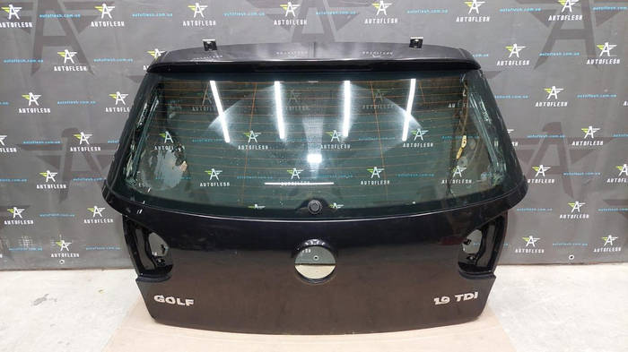 Крышка багажника 1K6827025H, 1K6845051K Volkswagen Golf 5 гольф 5 ...
