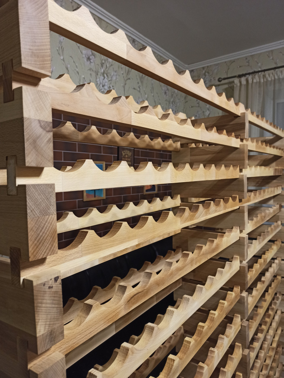 Купить Винный стеллаж деревянный на 320 бутылок. Любые размеры под ...