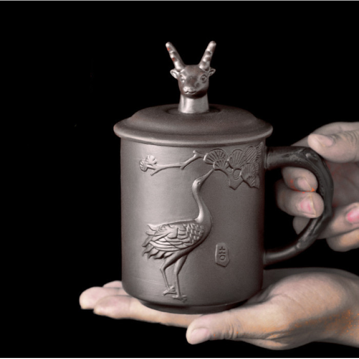 Чашка чорна для чаю з кришкою глиняний Лелека 350 мл. Кухоль заварник із ісиній глини