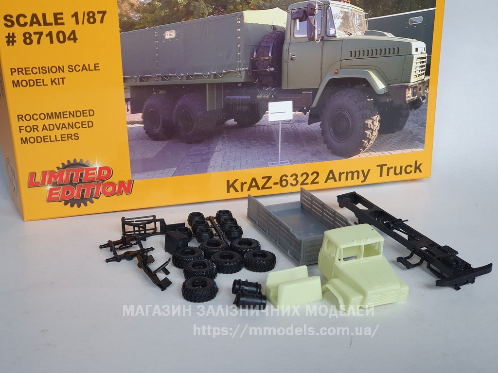 Збірна модель - вантажний автомобіль КРАЗ-6322, масштаб 1/87, H0