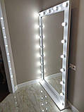 Гримерне дзеркало в рамі з лампами. Макіяжне дзеркало, фото 4