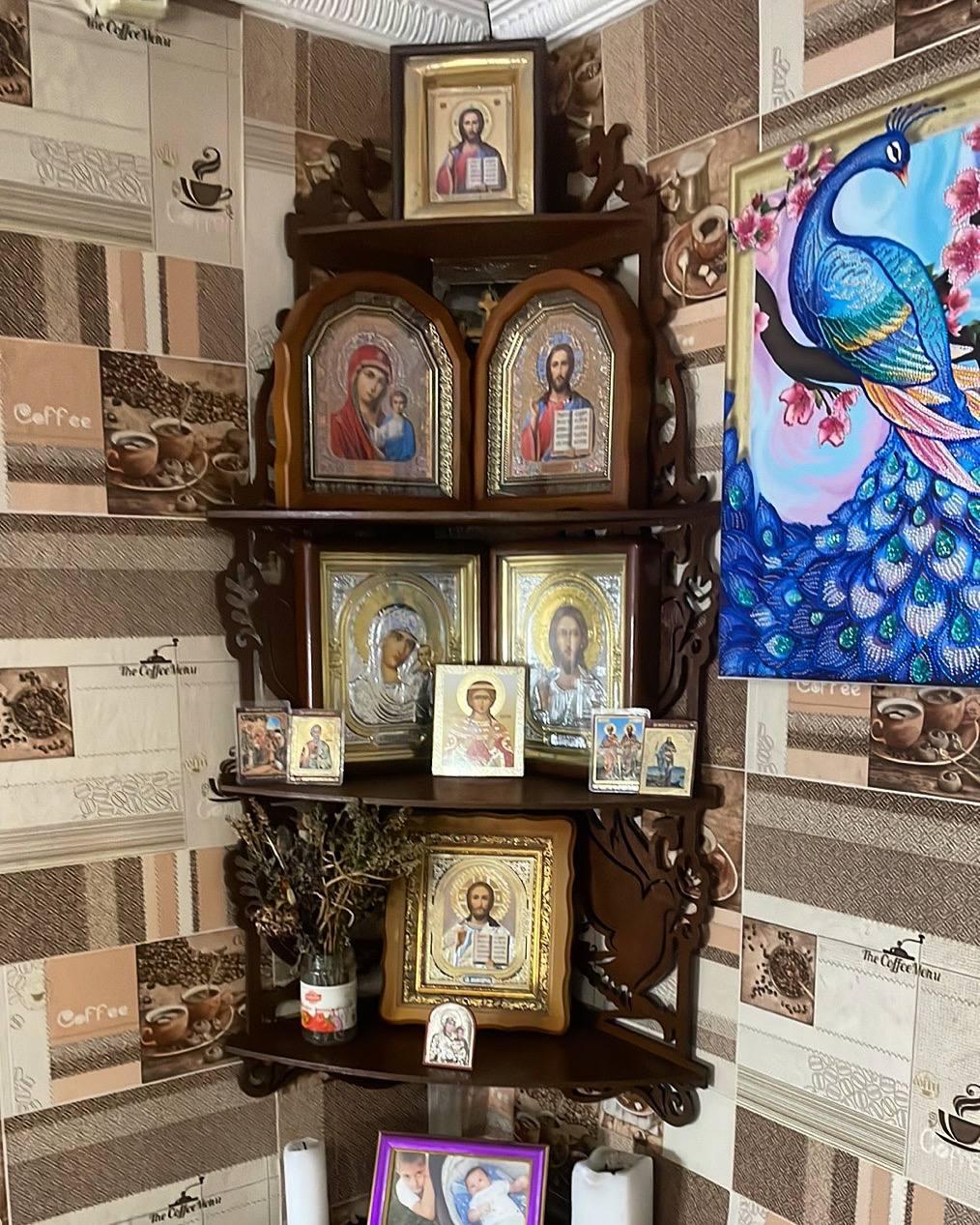 Іконостас на 4 полички, поличка під ікони (кутовий)