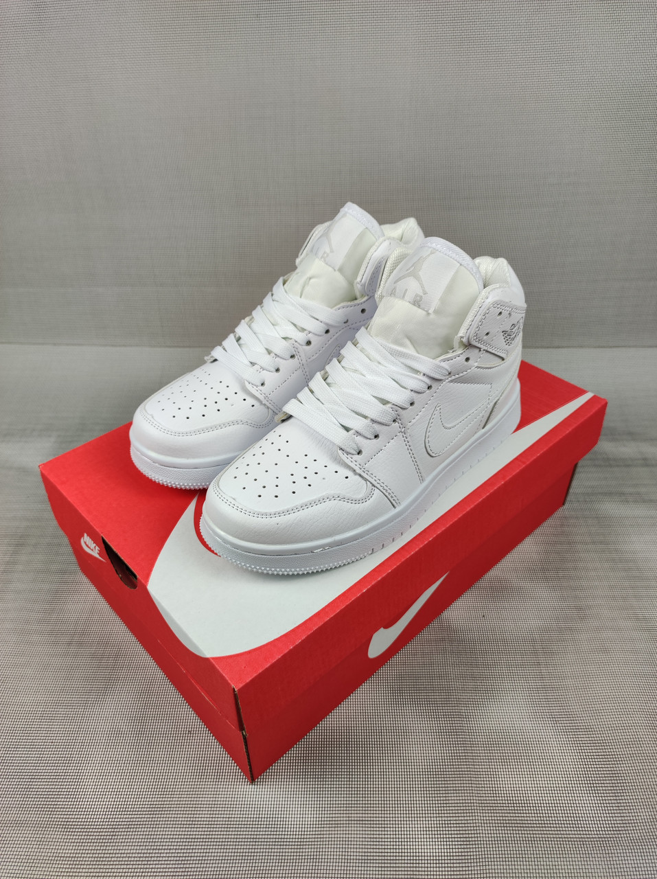 Aj1 mid cheap triple white