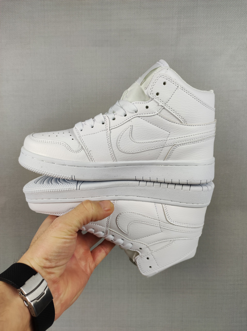 Aj1 triple white 2025