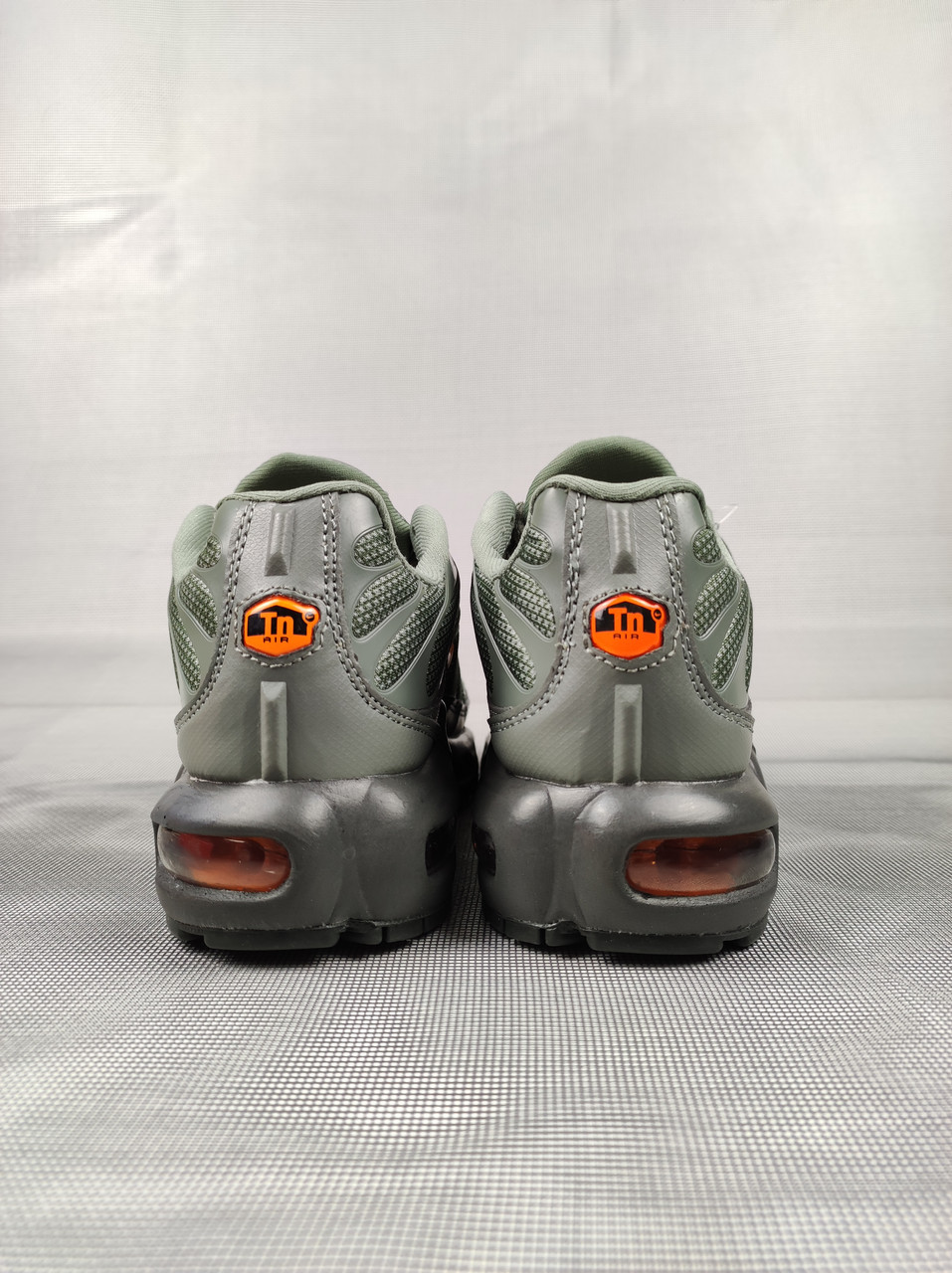 Nike tns cheap khaki womens