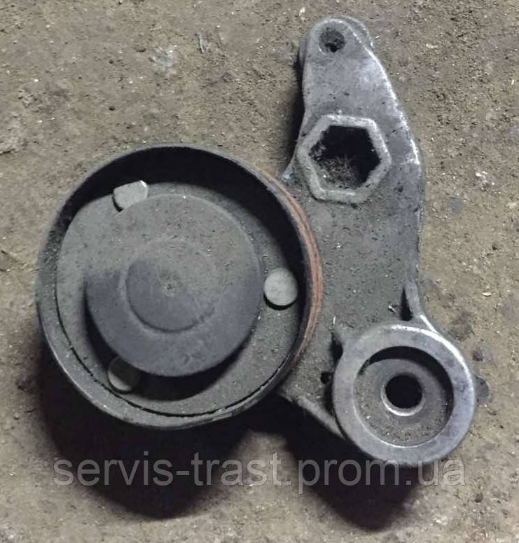 Натягувач ременя генератора Volkswagen Pasat B5