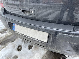 Накладка на задній бампер Volkswagen Golf 4 HB ABS