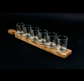 Подарунковий Набір чарок з трезубом 6 шт на дерев'яні підставки.