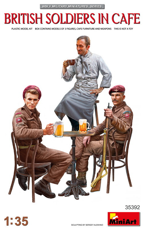 Пластикова модель 1/35 MiniArt 35392 британські солдати в кафе.