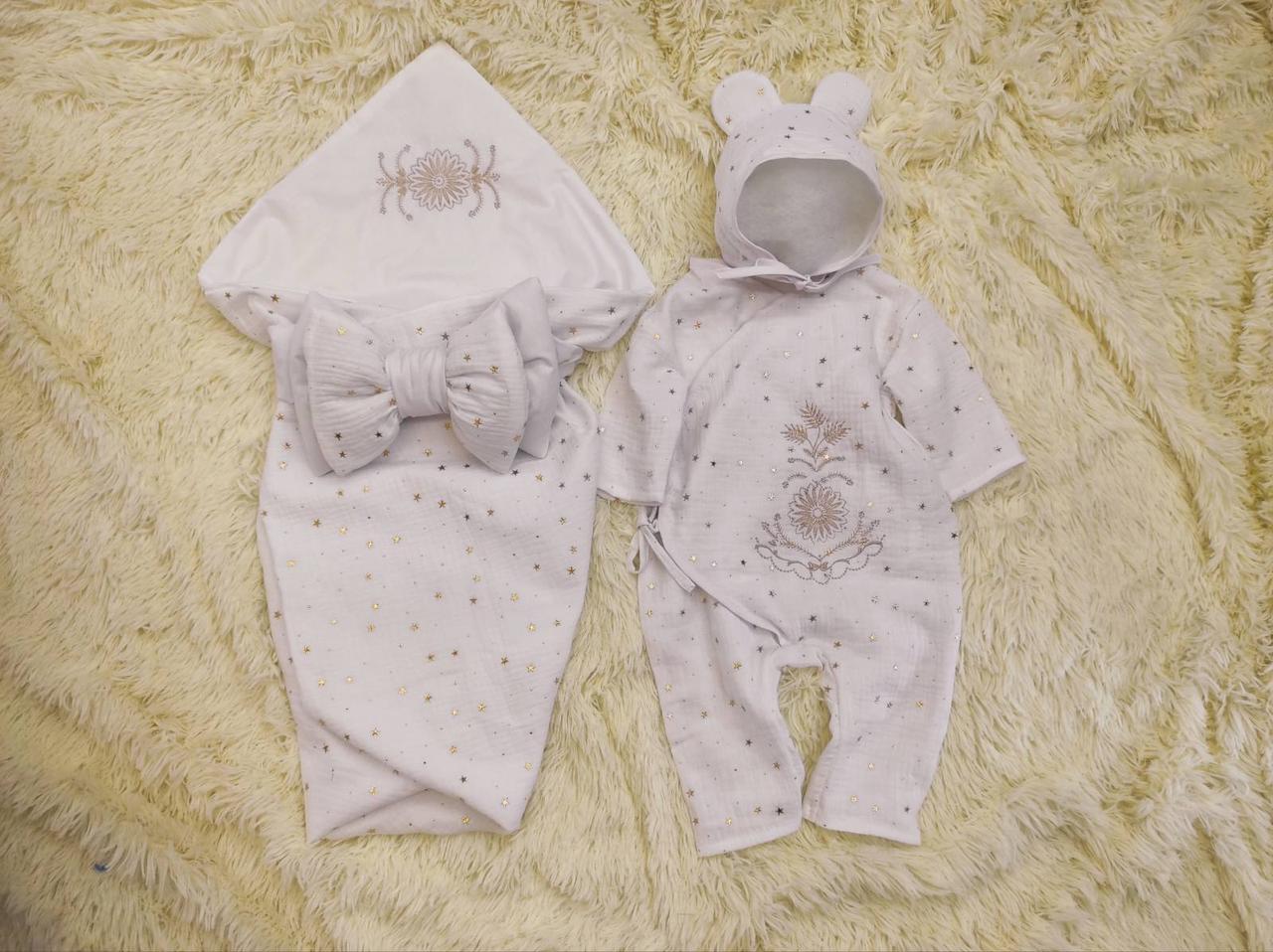 Літній мусліновий конверт + комбінезон із шапочкою для новонароджених, глітер золоті зірочки, фото 1
