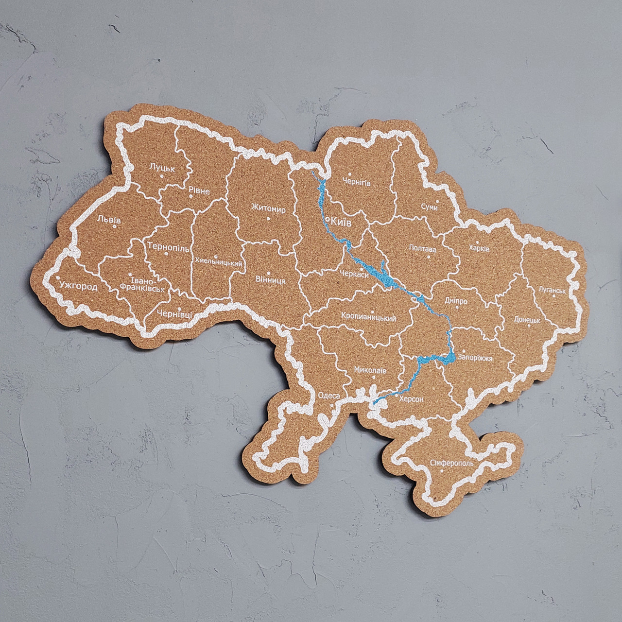 Карта України з корковим покриттям та УФ-друком. Розмір 90х61 см