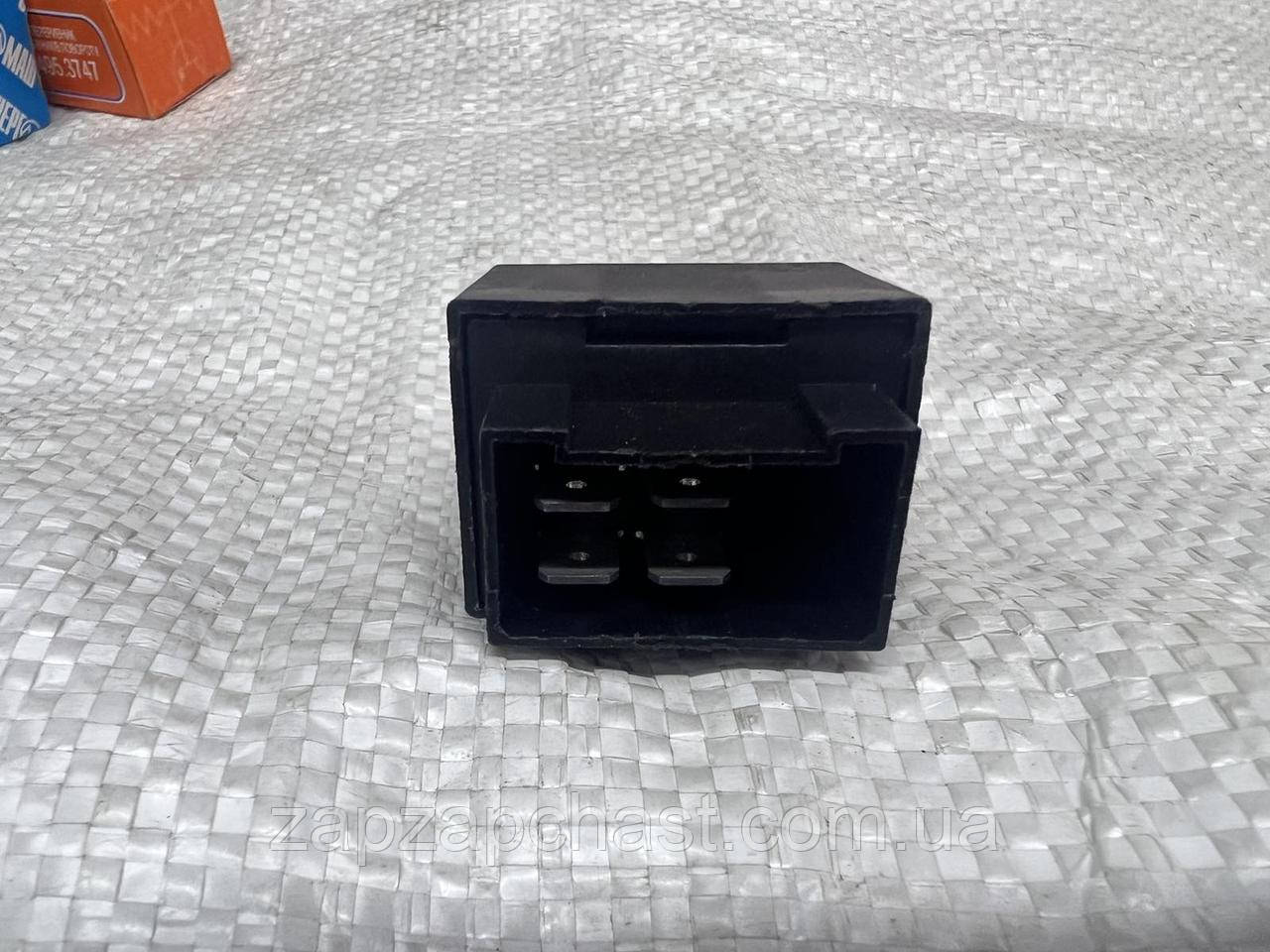 Купити Реле поворотів і аварійні ваз 2101 2102 2103 2104 2105 2106 ...