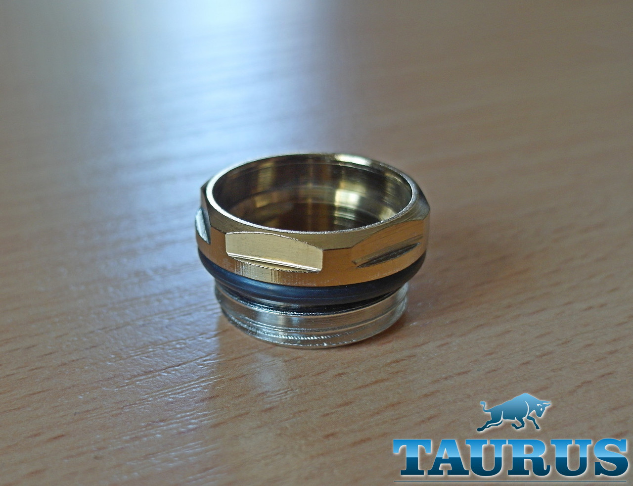 Золота заглушка з гумкою ThermoPulse Gold 1/2" на сушарку для рушників, радіатор. Компактний розмір. Латунь