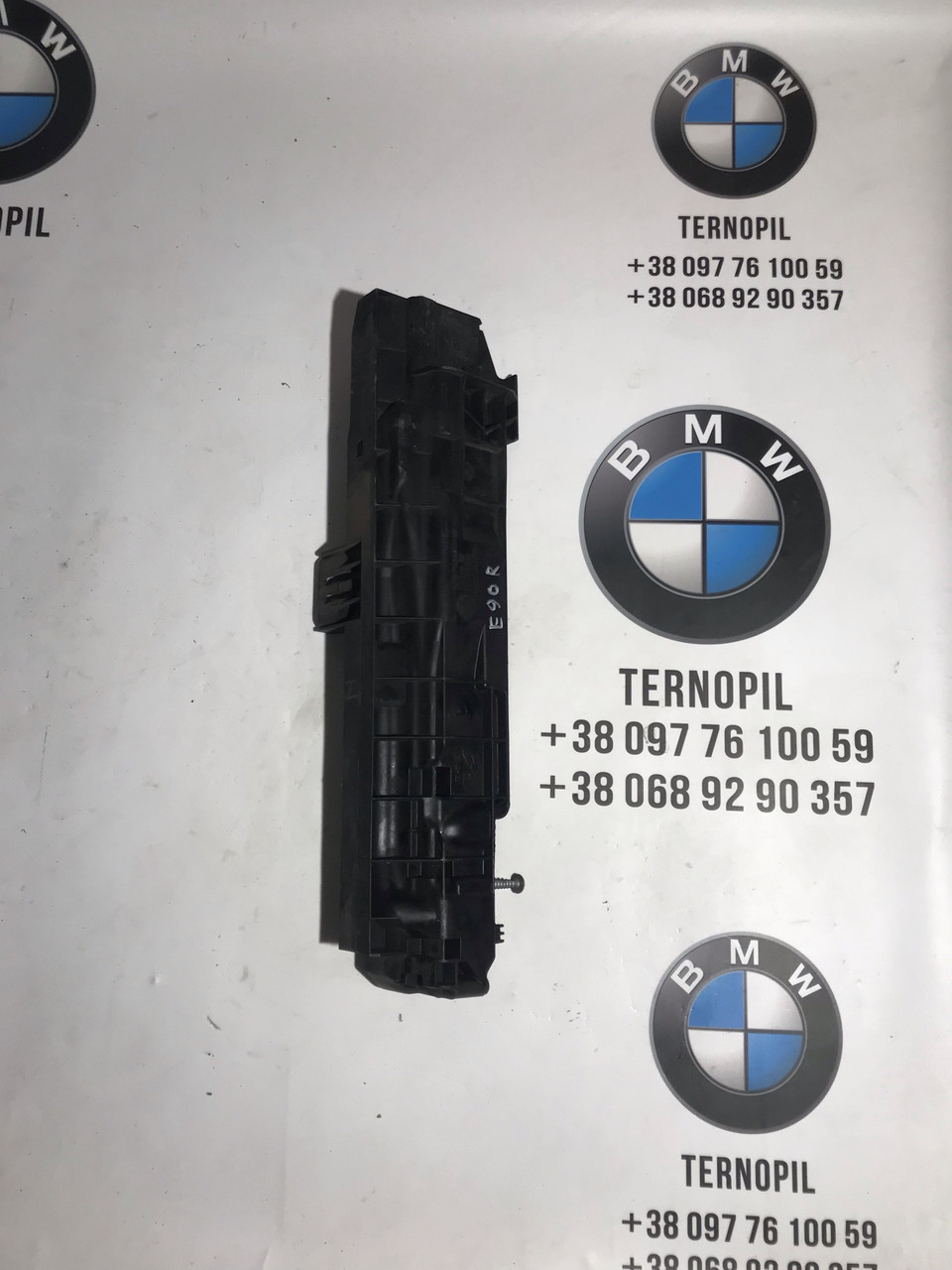 Купить Кронштейн крепления рамка касета модуля радиатора правый бмв bmw ...