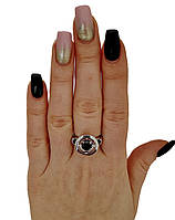 Срібна каблучка з чорним кубічним цирконієм — елегантна стриманість і загадковий блиск в одному аксесуарі🖤💍