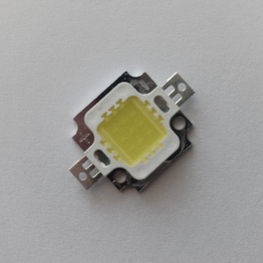 Светодиод LED 10Вт 9-12В білий