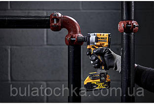 Гайковерт ударний акумуляторний безщітковий DeWALT DCF921P2T, фото 5