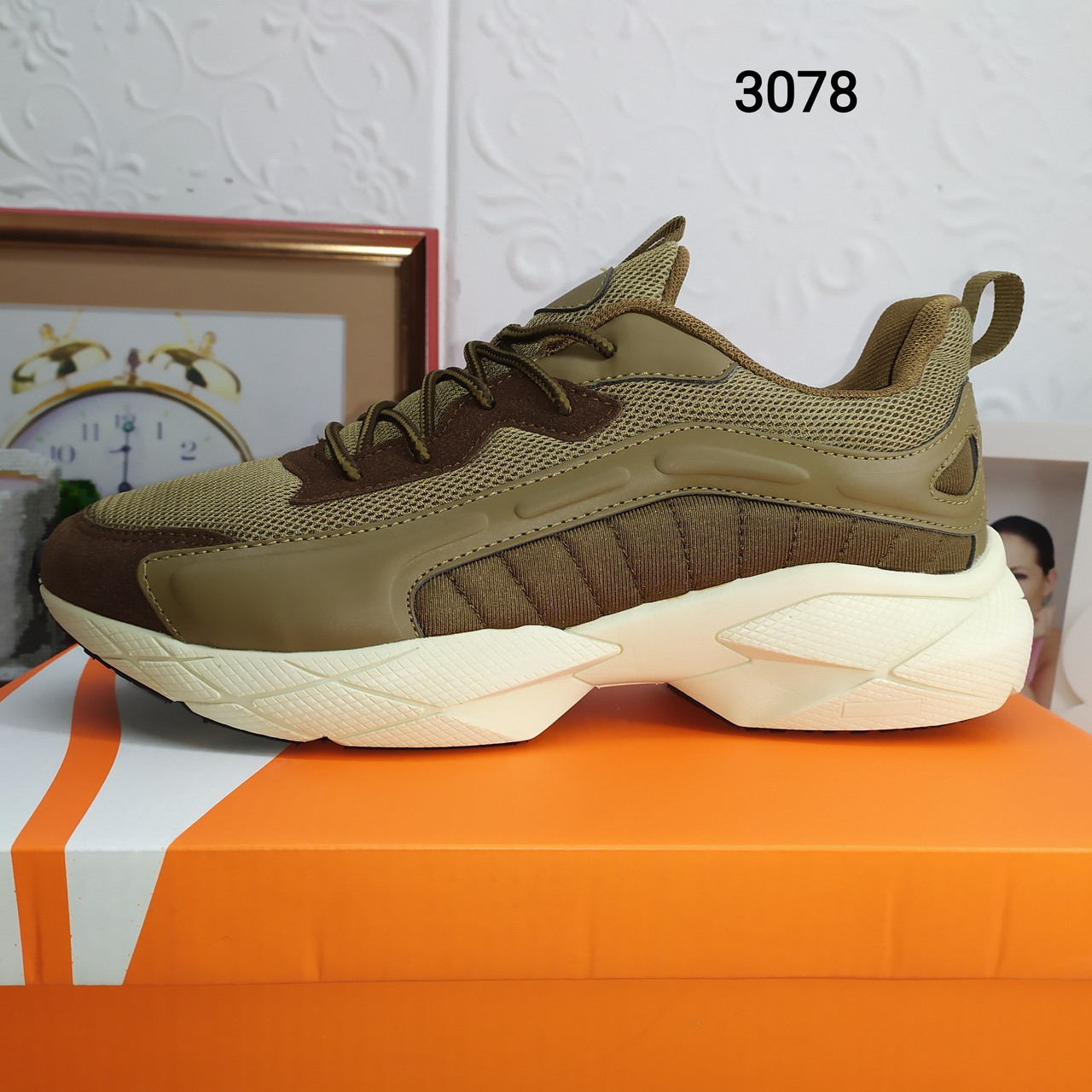 Чоловічі кросівки текстильні, коричневі на підошві з піни, фото 1