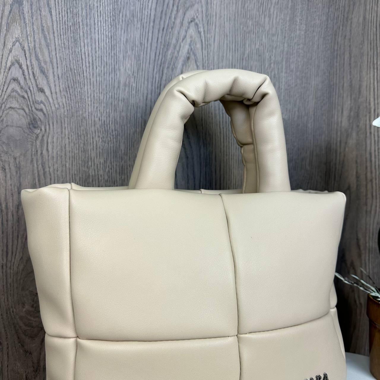 Женская дутая сумочка на плечо, качественная классическая мягкая сумка для девушек под Zara Бежевый - фото 8 - id-p1820972169