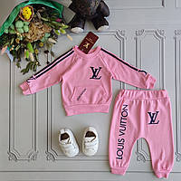 Розовый костюм для новорожденных Louis Vuitton