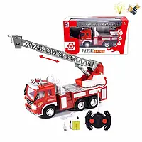 Пожарная машина на пульте управления 5A-454, светятся передние фары, выдвижная лестница, аккумулятор