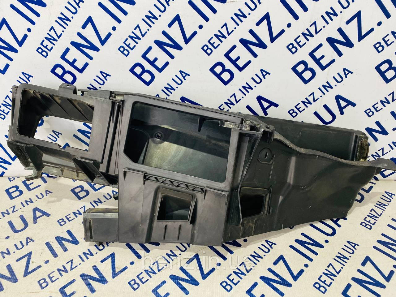 Корпус повітрозабірника печі Mercedes W212, S212 A2128300144
