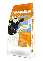 Сухе молоко Профимилк Лакто Медіум для телят від 21-60 днів, 10 кг замінник цільного молока (ЗЦМ) білий. мішок MV