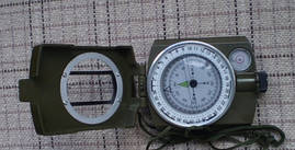 Туристичний рідинний компас, в металевому корпусі захищений від ударів, фото 3