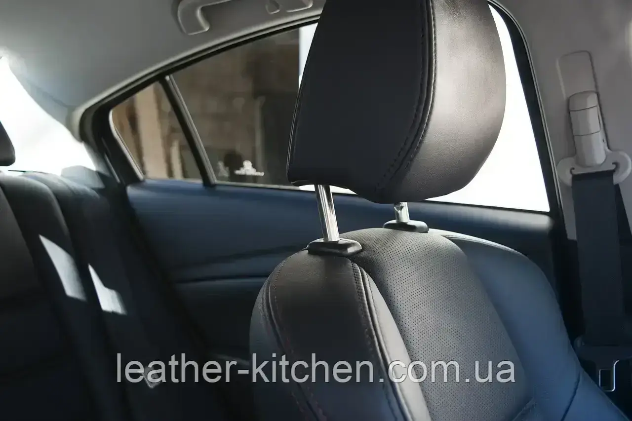 Реставрація фарбування сидіння