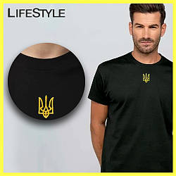 Футболка з гербом України, унісекс розмір S / Патріотична футболка з тризубом
