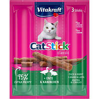 Лакомство для кошек Vitakraft мясные палочки 3 шт*6г (утка и кролик)